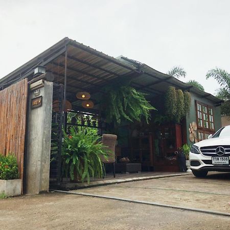 Casa Malee Hotel Chiang Mai Exterior foto
