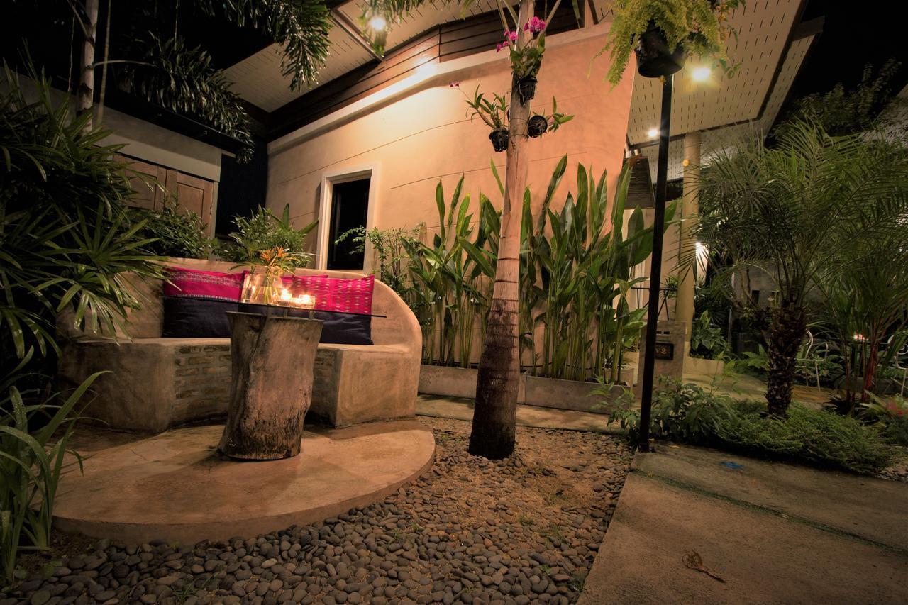 Casa Malee Hotel Chiang Mai Exterior foto