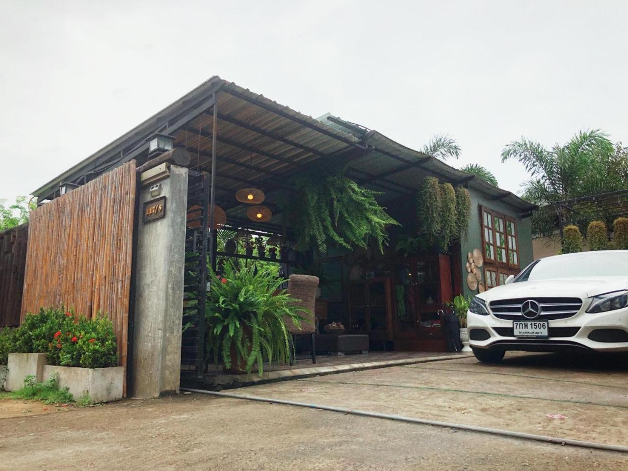 Casa Malee Hotel Chiang Mai Exterior foto